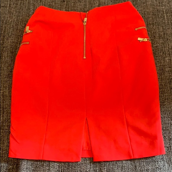 Red MIDI Skirt - Picture 5 of 5